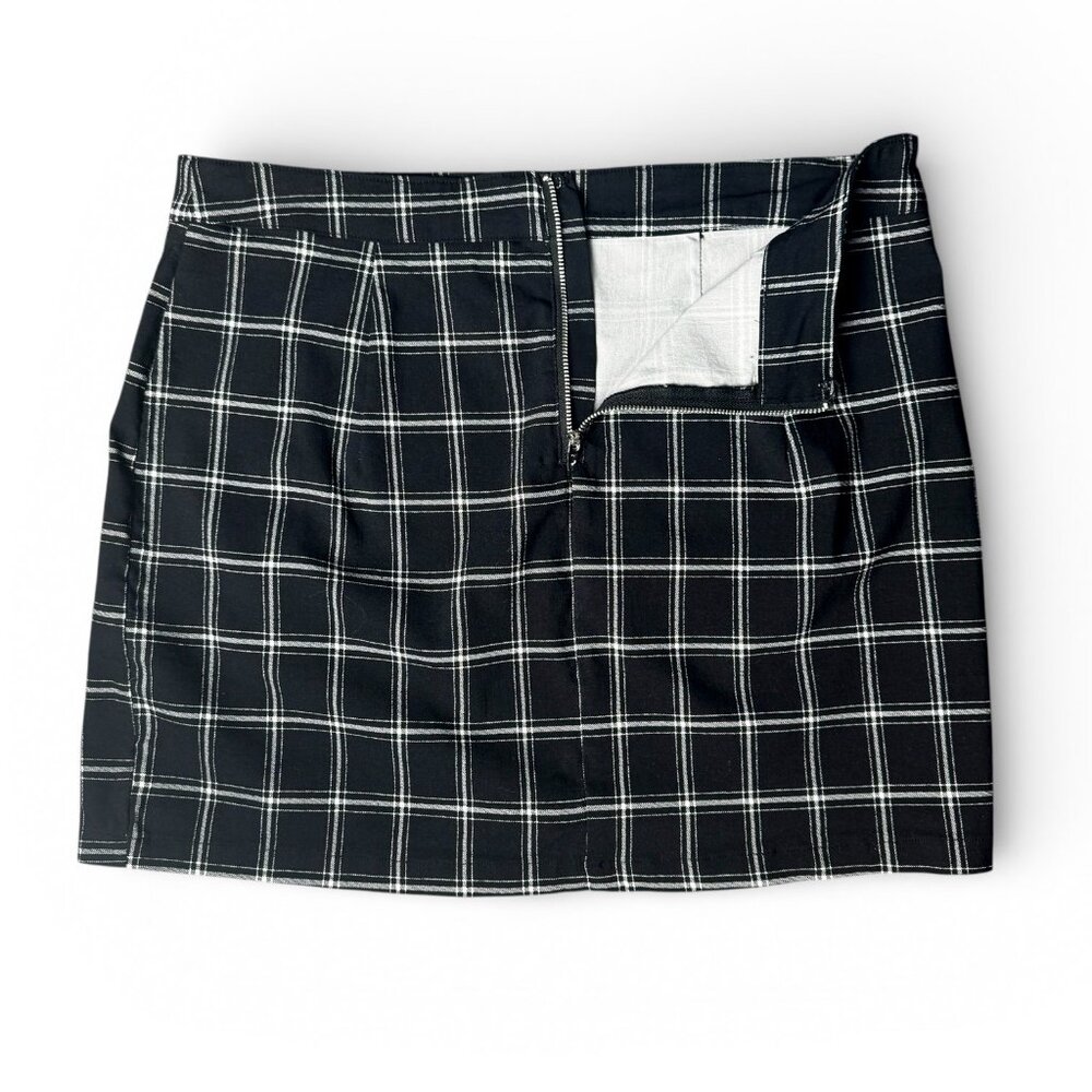 Garage Plaid‎ Mini Skirt Black and White Women's Size XL - Picture 2 of 6